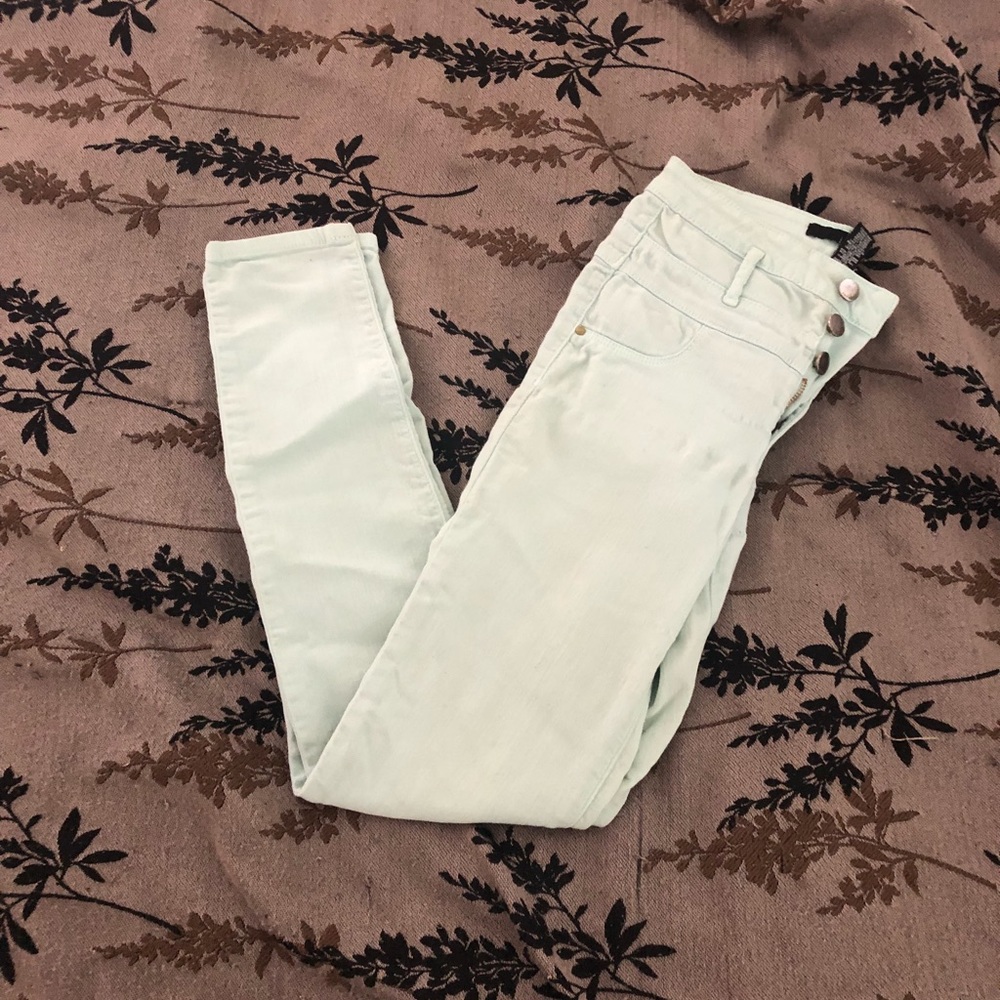 Skinny jeans